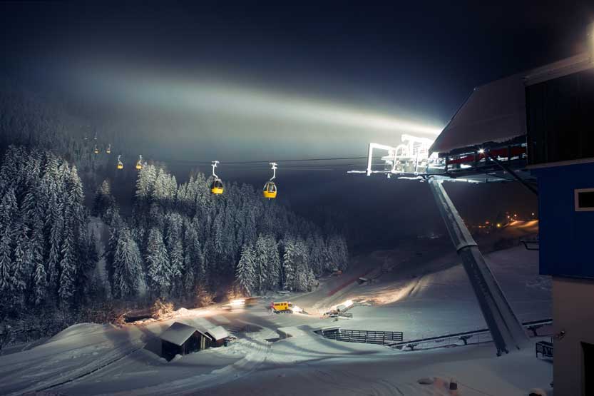 Book night skiing in Borovets